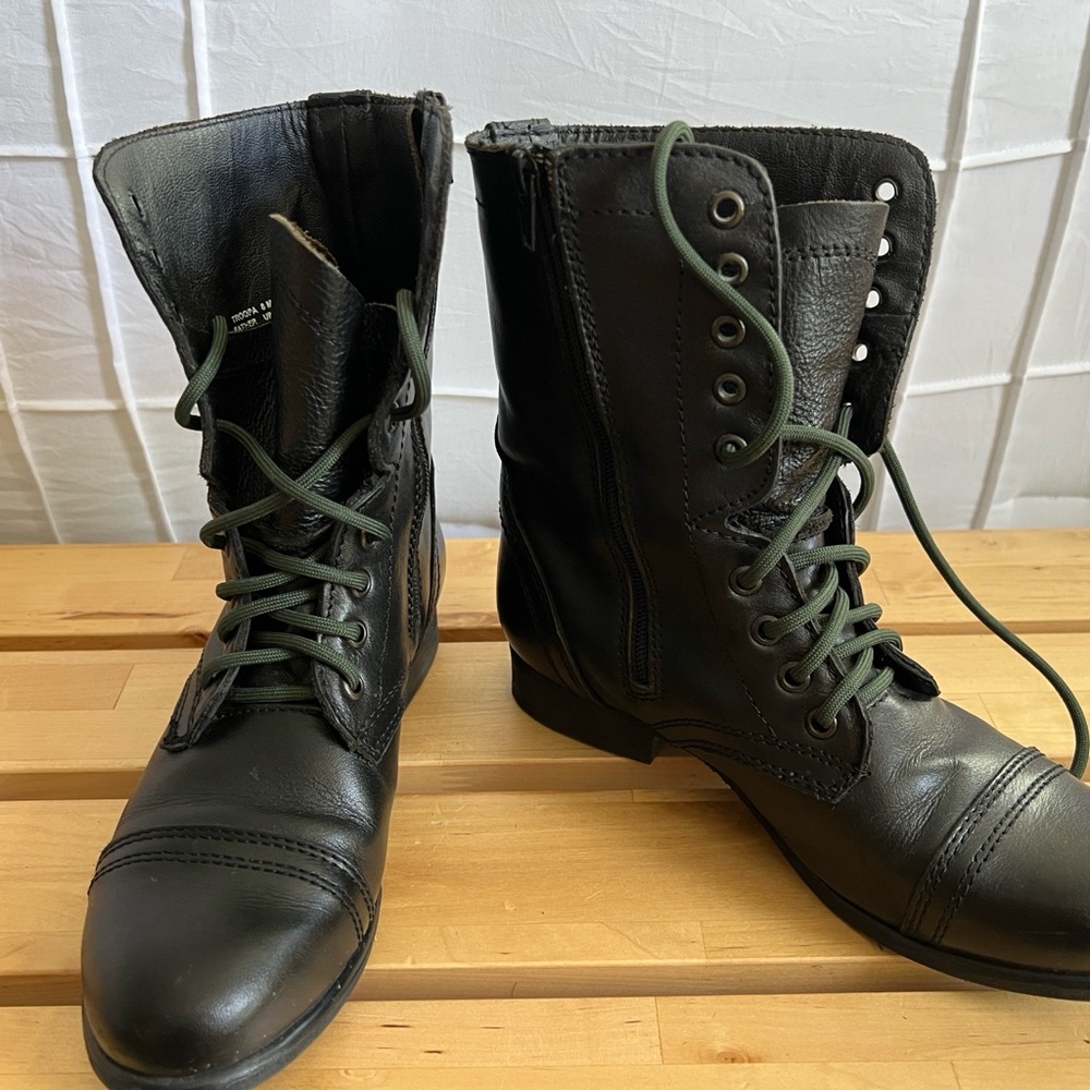 Steve Madden Women’s Troopa Boots - Size 8M